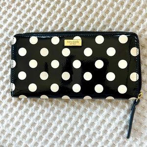 Kate Spade ♠️ zipper wallet